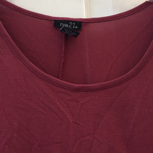 FINAL MARKDOWN LADIES’ Rue 21 Cold Shoulder Top (XL) - Picture 4 of 4